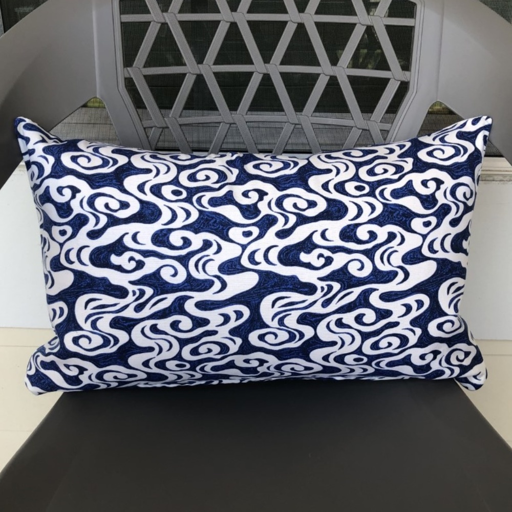 Tommy Bahama Seas The Day Riptide Pillow Cover